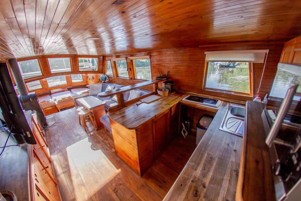 Bay Houseboats 3* Praga